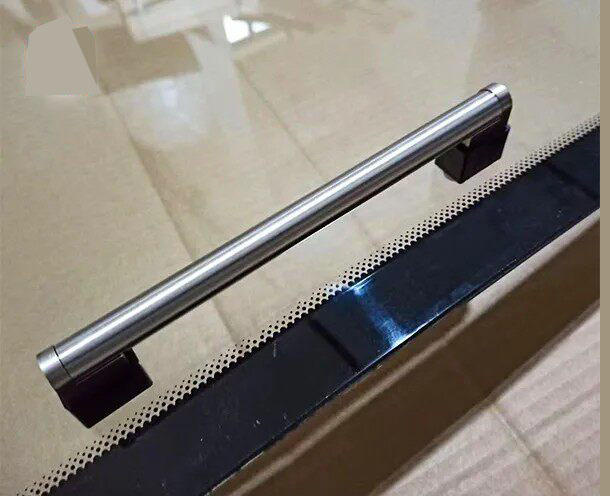 Vitrina Refrigerada con Puerta - Furniture Hardware Display reseña y precio